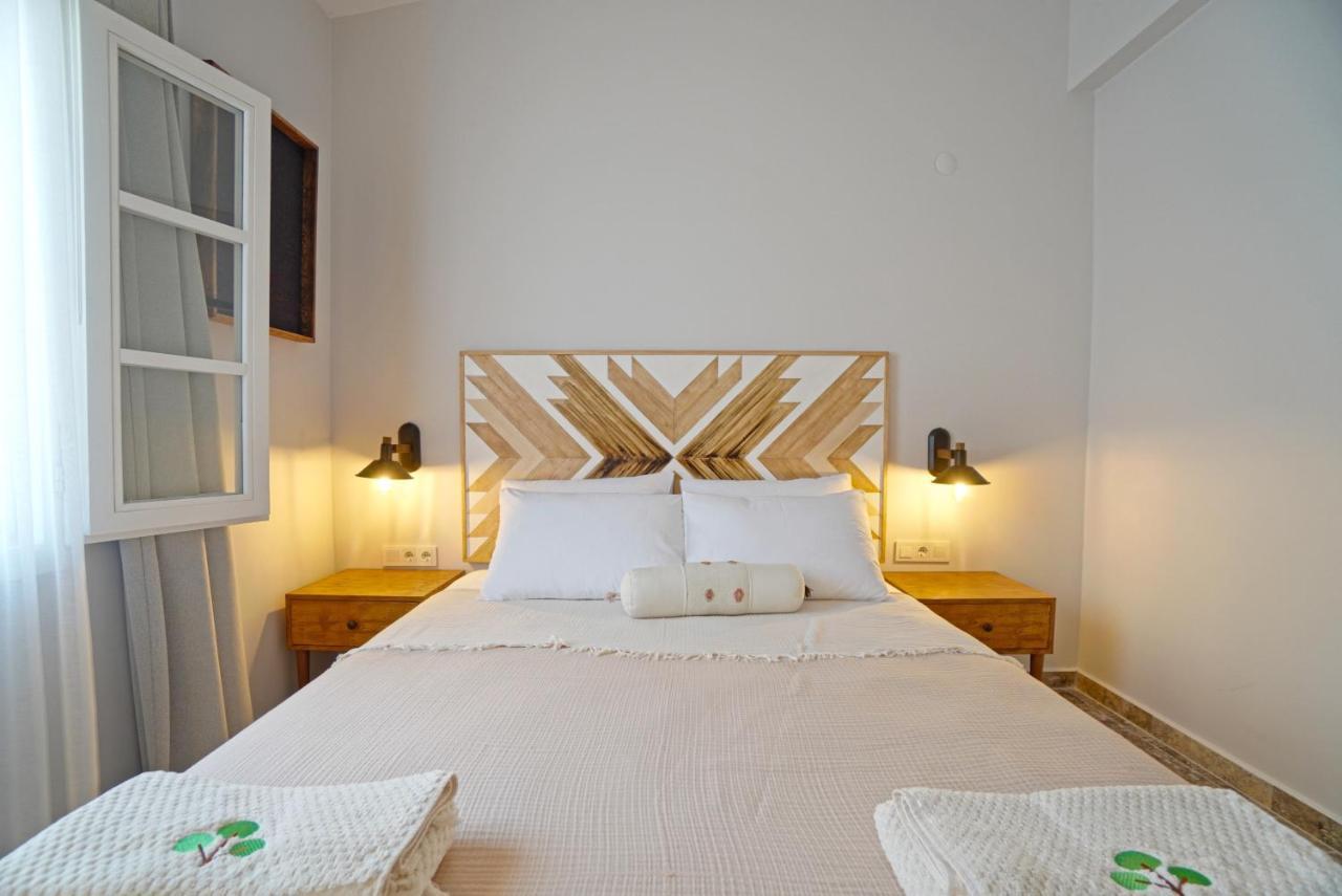 Pom Alacati Boutique Otel Çeşme Esterno foto