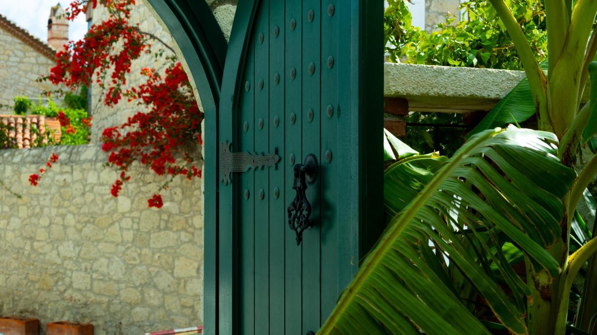 Pom Alacati Boutique Otel Çeşme Esterno foto