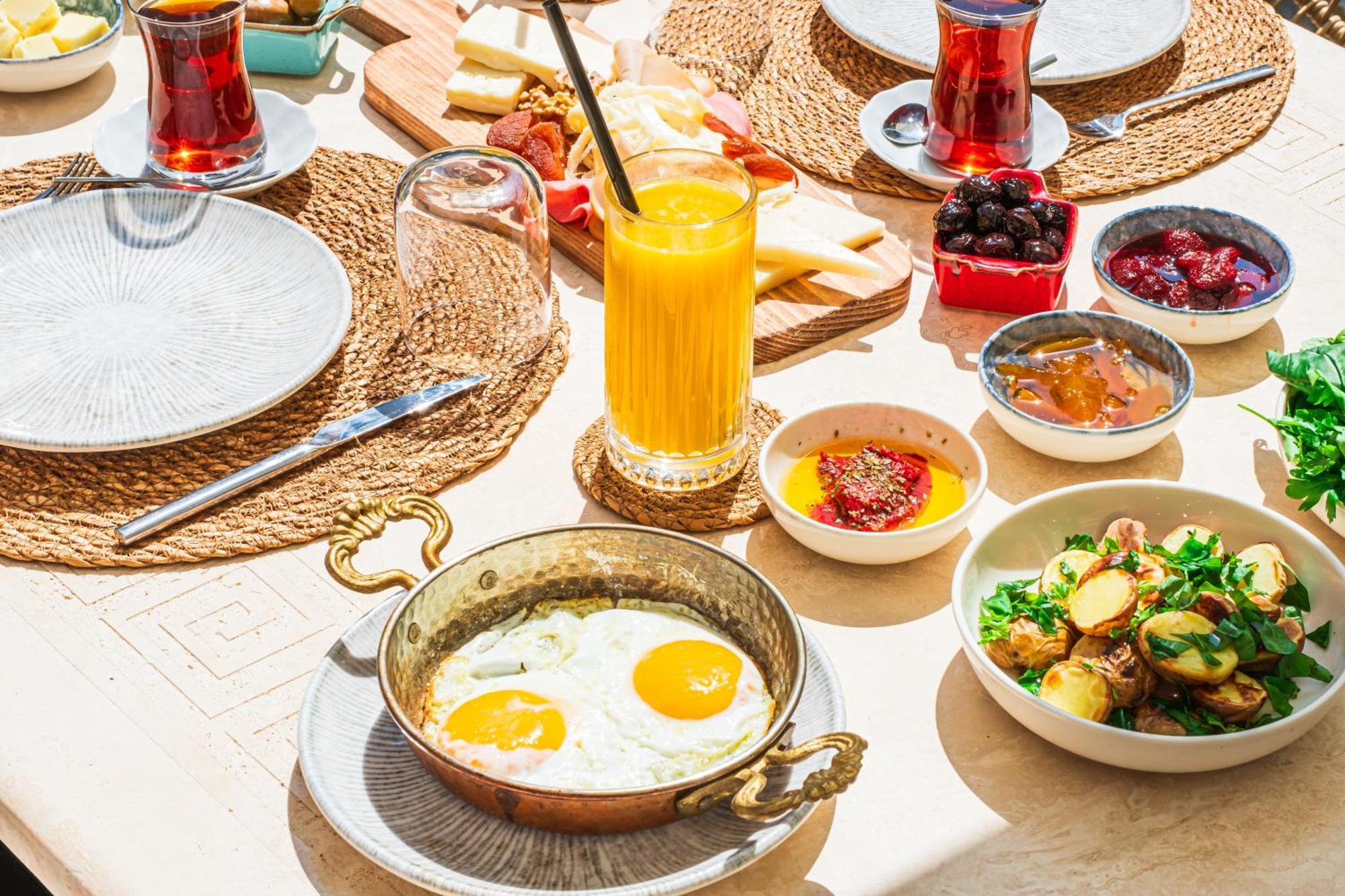 Pom Alacati Boutique Otel Çeşme Esterno foto